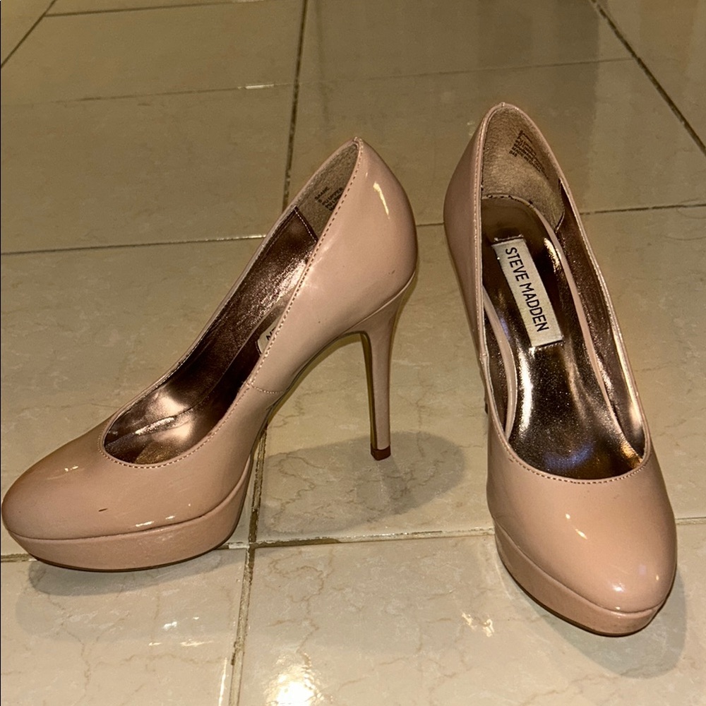 Steve Madden Pink High Heeled Pumps